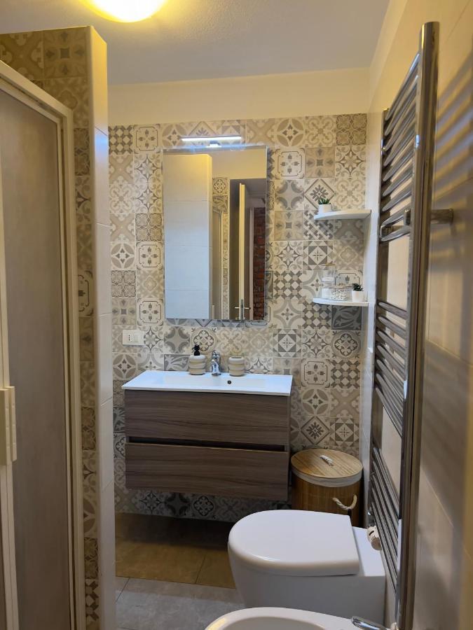 Апартаменты Regina Milano In Porta Romana 3 - Sky Tv, Wifi & Breakfast Box Экстерьер фото