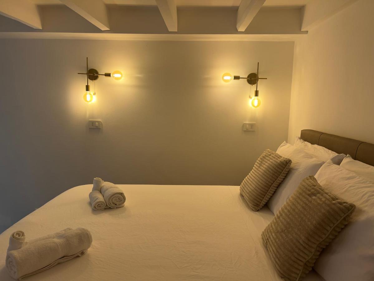 Апартаменты Regina Milano In Porta Romana 3 - Sky Tv, Wifi & Breakfast Box Экстерьер фото