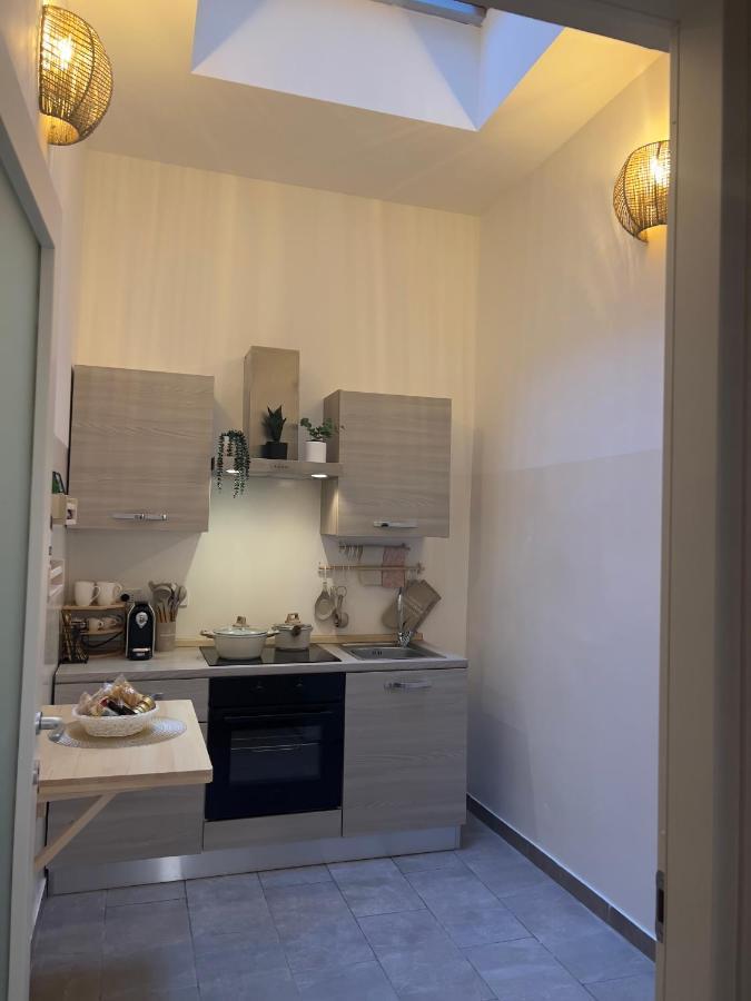 Апартаменты Regina Milano In Porta Romana 3 - Sky Tv, Wifi & Breakfast Box Экстерьер фото